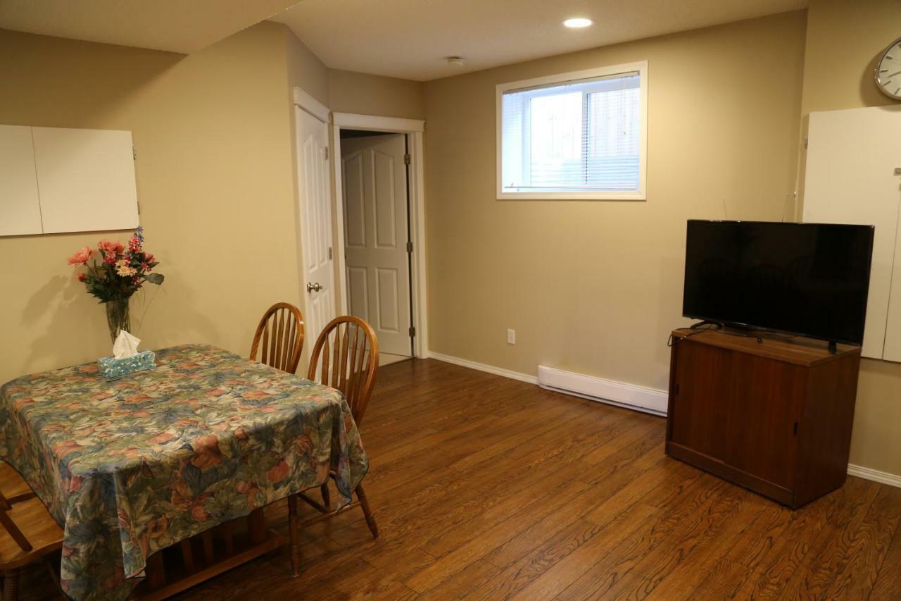 Ming'S Homestay YYC Eksteriør billede